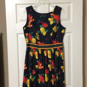 Navy blue dress with lemons and apples